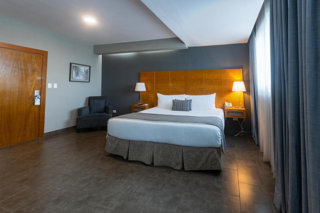 Hotel Aladino Santo Domingo Esterno foto